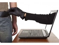 Trang web giả mạo do tin tặc tạo ra với giao diện giống hết trang đăng nhập Facebook để lấy cắp tài khoản Facebook người dùng