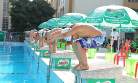 Sôi nổi tranh tài Festival Bơi lội học sinh TP. Hồ Chí Minh năm học 2018-2019