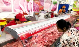 Thịt heo Tết dồi dào, giá ổn định