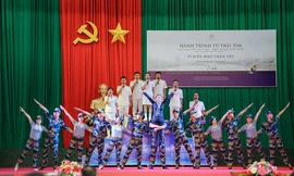 Ca sĩ Hoàng Thùy Linh: Ngay tại thời điểm khó khăn, bế tắc tôi đã tìm đến sách