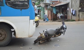 Hiện trường vụ tai nạn khiến 2 người bị thương nặng