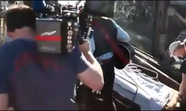 Quay phim trên đường ray bị tàu hỏa cán chết