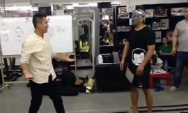 Đinh Hạo và Từ Hiểu Đông trước trận đấu tối 18/3. 