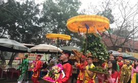 Không có màn cướp lộc, Hội Gióng đền Sóc khá bình yên