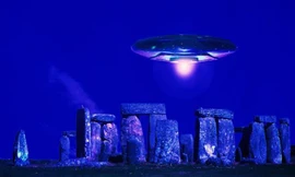 Người ngoài hành tinh được cho là tác giả của công trình bãi đá cổ Stonehenge.