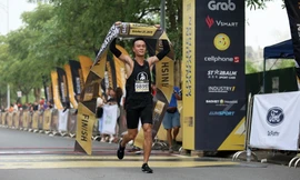 Thành viên nòng cốt của AR Saigon đăng quang đầy ấn tượng tại Longbien Marathon 