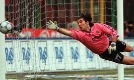 Những cầu thủ mang số áo kỳ dị nhất