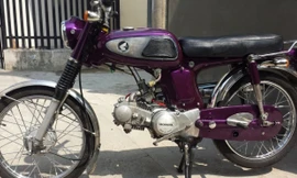 Lóa mắt với Honda SS50 màu siêu 'độc'