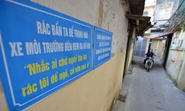 Bảng hướng dẫn đổ rác... bằng thơ độc đáo