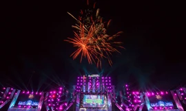 Lộ diện những cái tên “khủng” của Vbiz trên sân khấu vườn Nhật