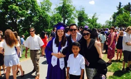 Các sao giải trí hàng đầu Trung Quốc cũng phải nể trọng tiểu thư 9X này