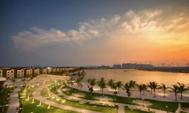 Vừa ra mắt, hồ trải cát trắng tại Vinhomes Ocean Park đã ngay lập tức trở thành điểm hẹn được đông đảo giới trẻ tìm đến check-in