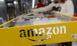Ước khoảng 200 doanh nghiệp Việt Nam có bán hàng trên Amazon. Ảnh: EPA