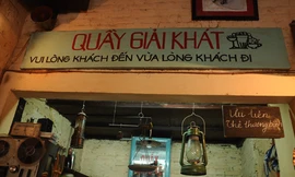 Độc đáo quán ăn tái hiện thời kỳ bao cấp giữa lòng Thủ đô