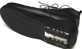 Ngã dập mặt ư, chẳng bao giờ xảy ra nếu bạn đi loại giày này