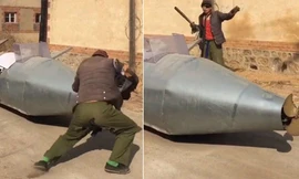 Xe tự chế mui trần độc dị nhất thế giới