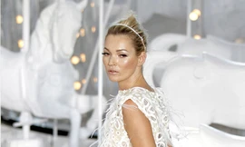 Kate Moss cởi mở về bệnh trầm cảm