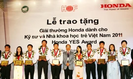 Các kỹ sư trẻ trong buổi trao giải