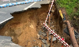 Cung đường đẹp nhất Đà Nẵng vẫn hoang tàn sau mưa lịch sử 2 tuần trước