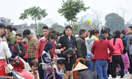 Có một phiên chợ tình ngày Tết