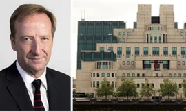 Tân Tổng Giám đốc Alex Younger và tòa trụ sở bề thế của MI-6 ven bờ sông Thames.
