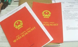 Hà Nội chưa bắt được tận tay vụ “bôi trơn” sổ đỏ 