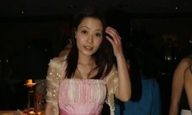 Nữ diễn viên nhảy lầu tự tử vì trầm cảm