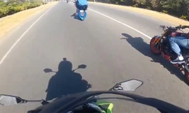 Biker bốc đầu thất bại, gây tai nạn cho bạn đi cùng đoàn