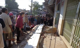 Vừa thuê cửa hàng đã bị mái bê tông đè chết