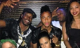 Sao trẻ Liverpool 'xé rào bay đêm' trước trận gặp Real