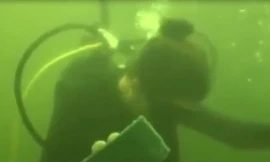 2 giáo sư phá kỷ lục, sống 73 ngày dưới nước