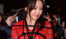 Mỹ nhân Hàn quyến rũ với dây thừng đen nhức nhối