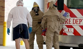 76 nhân viên y tế ở Mỹ nghi phơi nhiễm Ebola