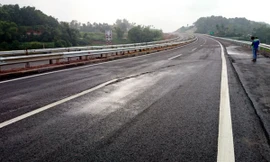 Chủ tịch Keangnam xin lỗi vụ lún nứt cao tốc