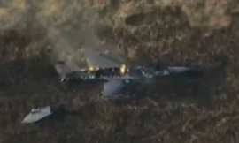 Chiến đấu cơ Mỹ đâm nhau trong lúc bay huấn luyện