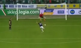 Ngả mũ trước pha sút Penalty siêu đẳng