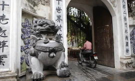 Khó xử lý hiện vật ngoại lai trong di tích