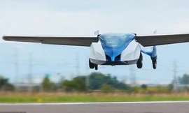 Ô tô bay tránh tắc nghẽn giao thông 