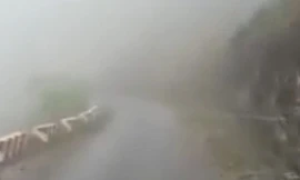 'Ngạt thở, mờ mắt' khi lái ôtô đổ đèo Mã Pì Lèng