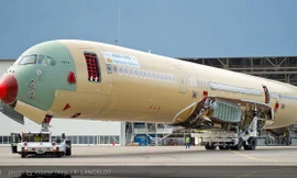 Việt Nam sắp nhận máy bay hiện đại nhất thế giới