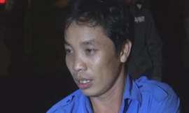 Tài xế Nguyễn Hữu Điền bị cơ quan chức năng ngăn chặn hành vi vượt trạm cân.