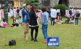 Sinh viên phát cuồng vì... ảnh kỷ yếu