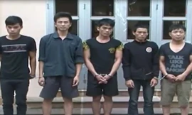 Bị tóm, băng trộm hối lộ 30 triệu hòng thoát tội