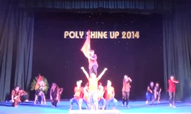 Ngưỡng mộ cô giáo 9X múa võ cực kỳ điêu luyện