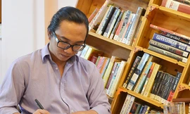 “Ông đồ” 8x: Nghiên cứu áo mũ và làm truyện tranh