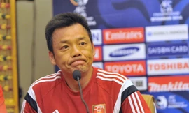 HLV Zheng Xiong của U19 Trung Quốc. Ảnh: Zing. 