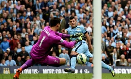 Aguero lập 'poker', Man City đại thắng Tottenham