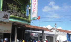 Nghe tin đồn nhảm, dân đổ xô đi bán vàng