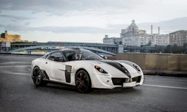 Chiêm ngưỡng siêu xe trên đường phố Mátxcơva