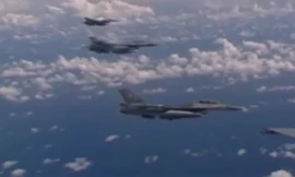 Australia lần đầu không kích phiến quân IS